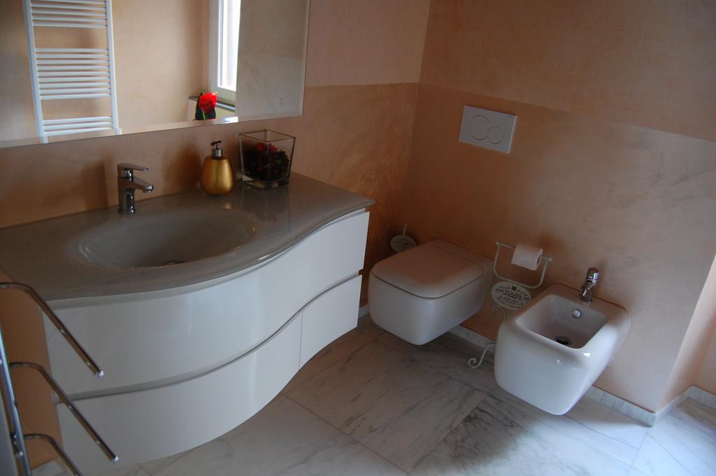 Emily House Hotel Montecerboli Екстериор снимка